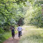 Center Parcs Les Bois Francs 3*