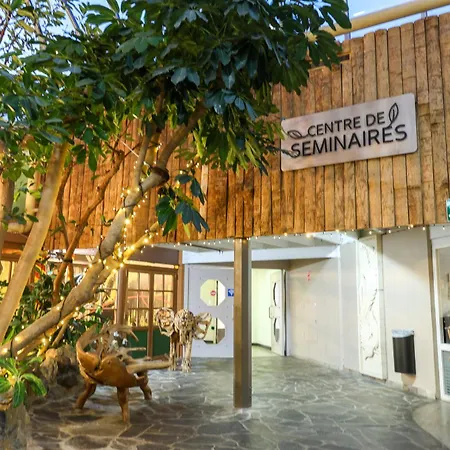 Aldeamento Turístico Center Parcs Les Bois Francs