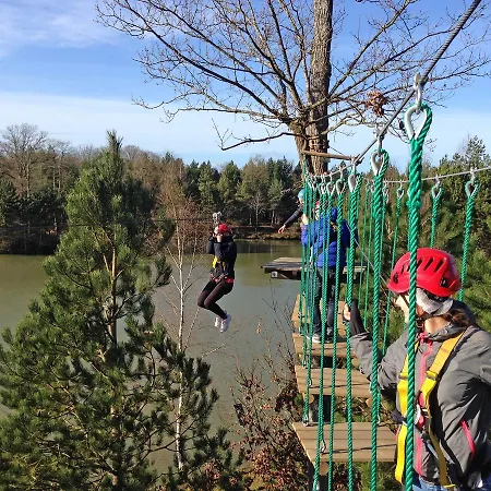 Center Parcs Les Bois Francs ホリデーパーク 3*