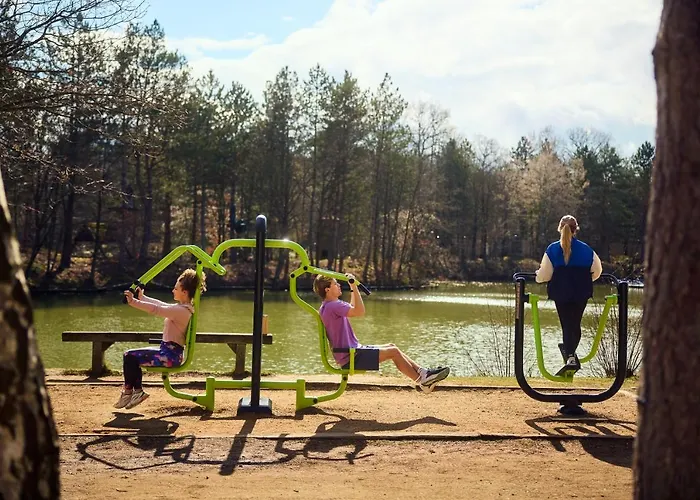 Center Parcs Les Bois Francs 3*