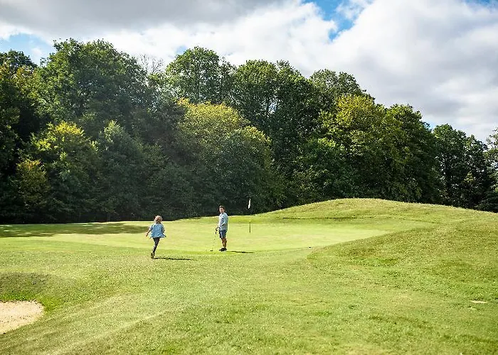 Center Parcs Les Bois Francs Tatil parkı 3*